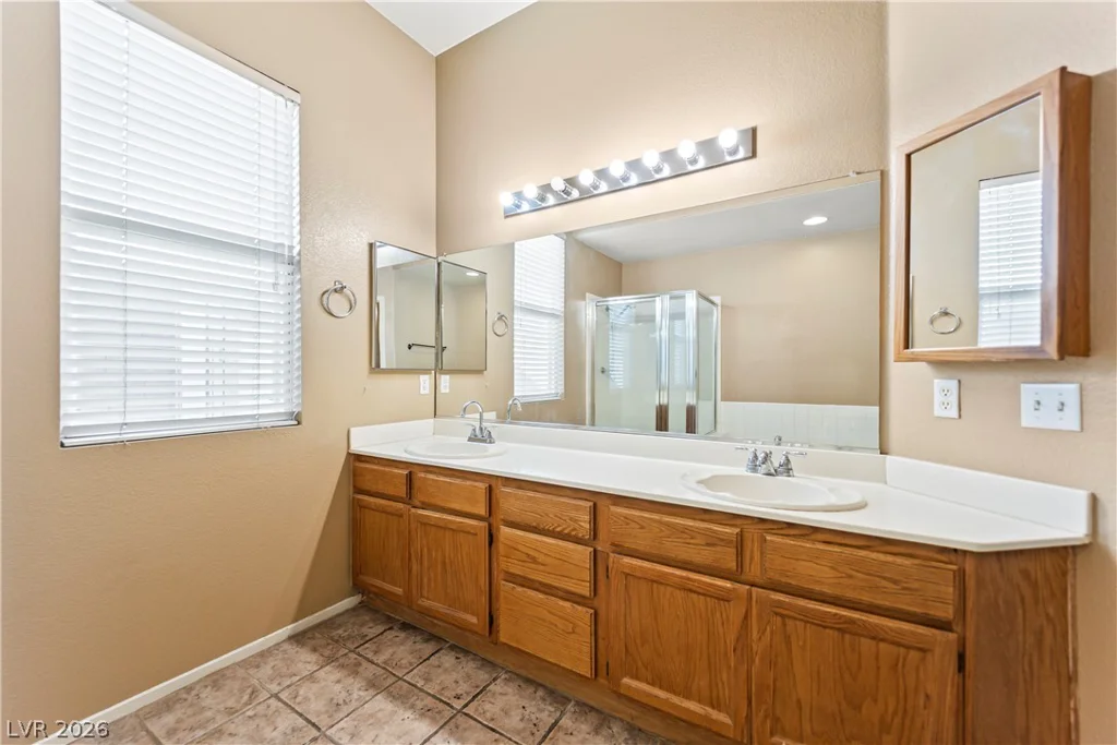 9700 Tumble Lake, Las Vegas, NV 89147