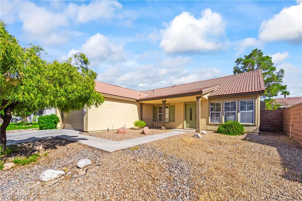 9700 Tumble Lake, Las Vegas, NV 89147