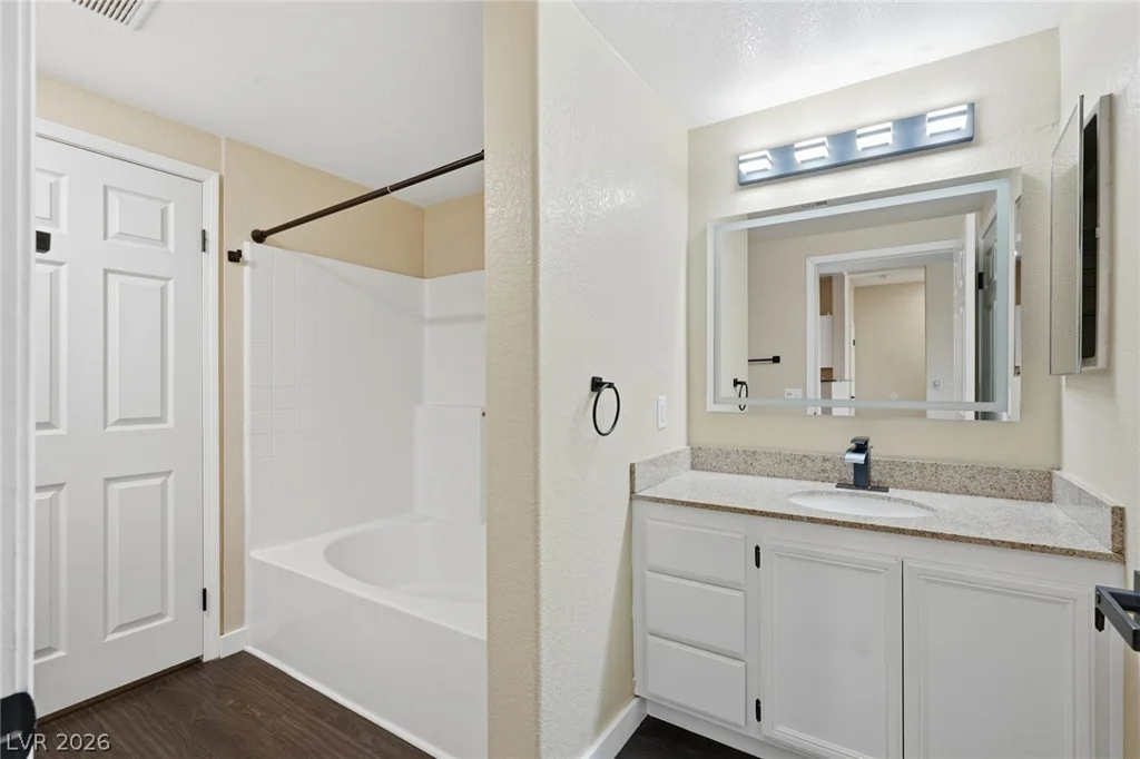 10550 Alexander, Las Vegas, NV 89129