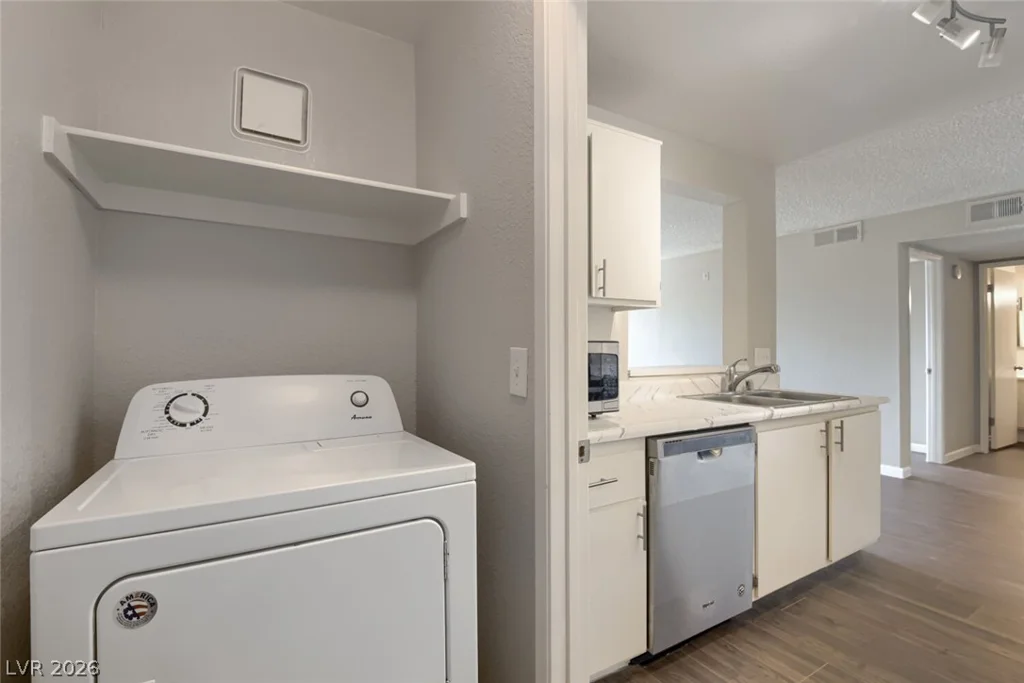 240 Mission Catalina, Las Vegas, NV 89107