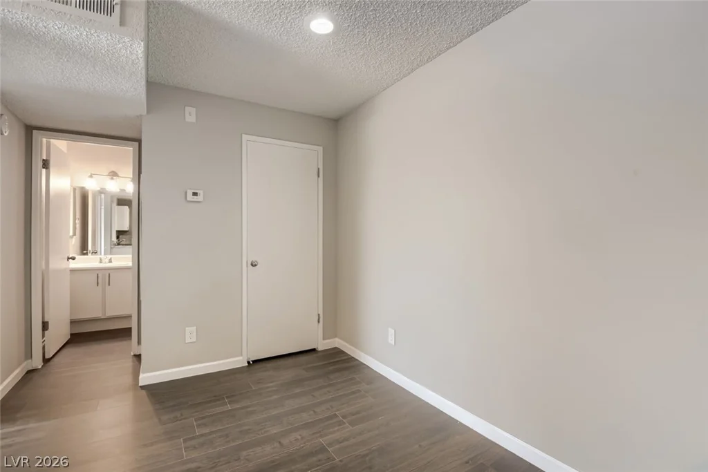 240 Mission Catalina, Las Vegas, NV 89107