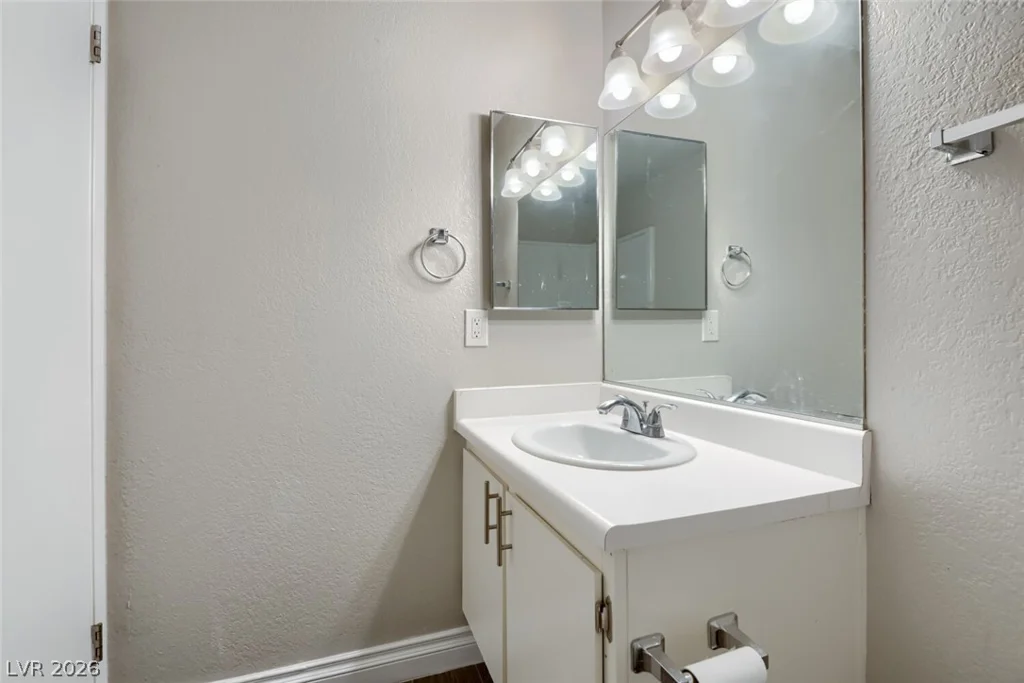 240 Mission Catalina, Las Vegas, NV 89107