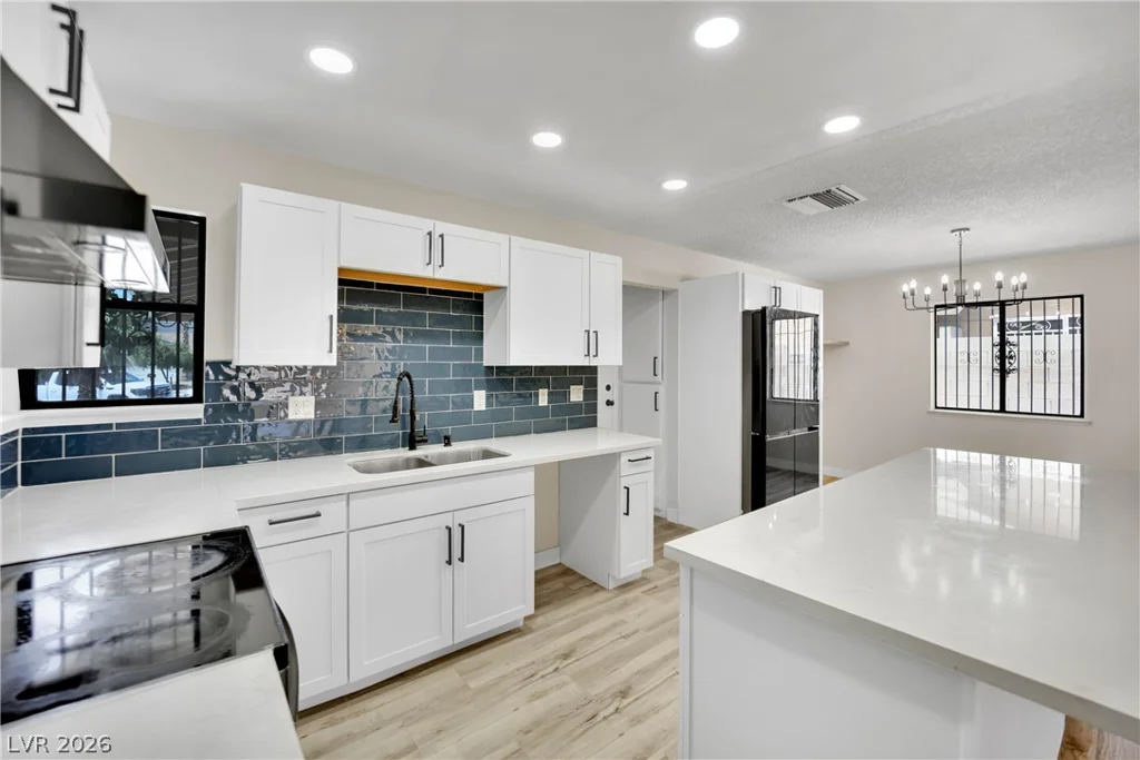 4442 Eureka, Las Vegas, NV 89103