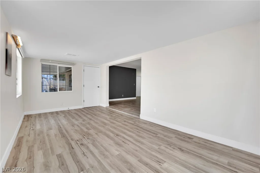 4442 Eureka, Las Vegas, NV 89103