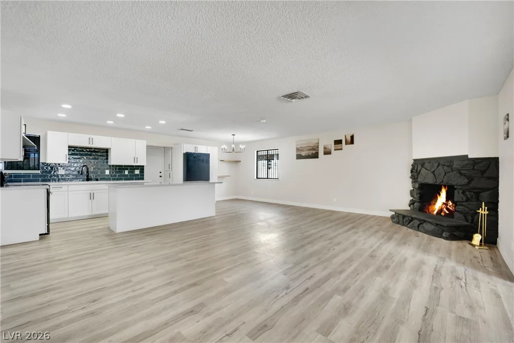 4442 Eureka, Las Vegas, NV 89103
