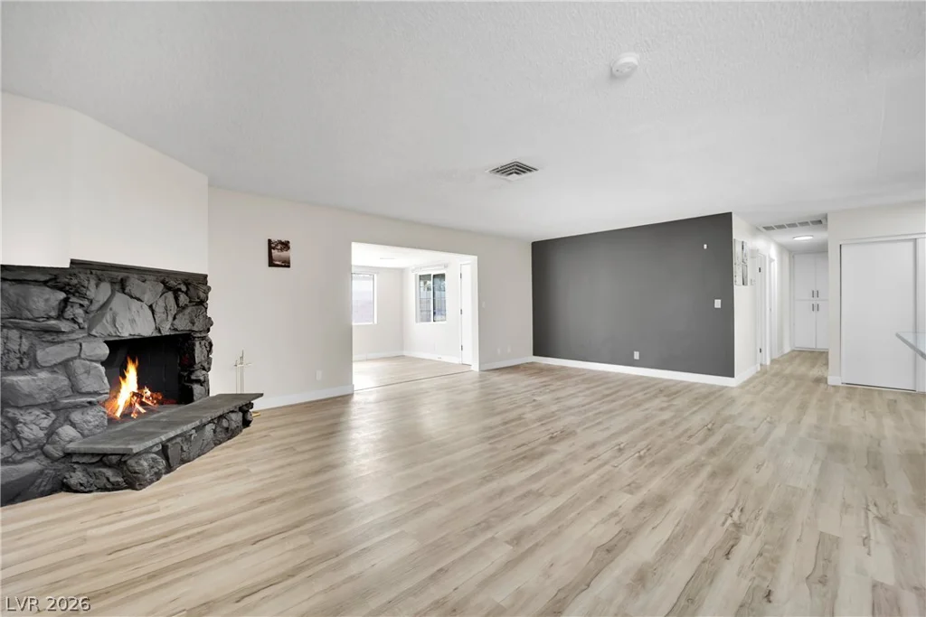 4442 Eureka, Las Vegas, NV 89103