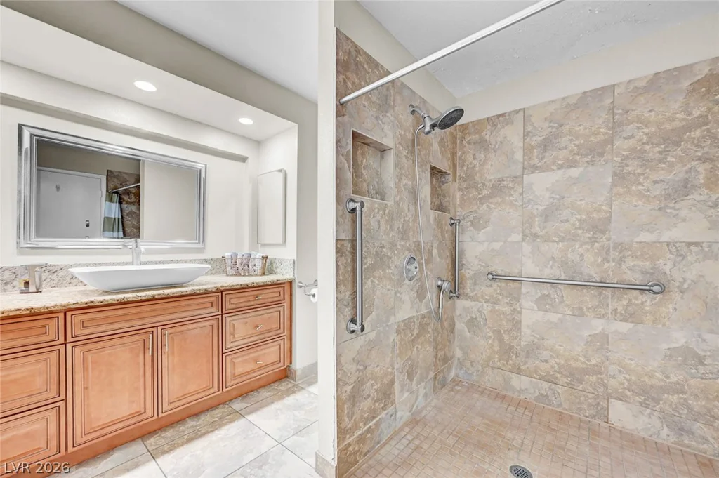 2684 San Lago, Las Vegas, NV 89121