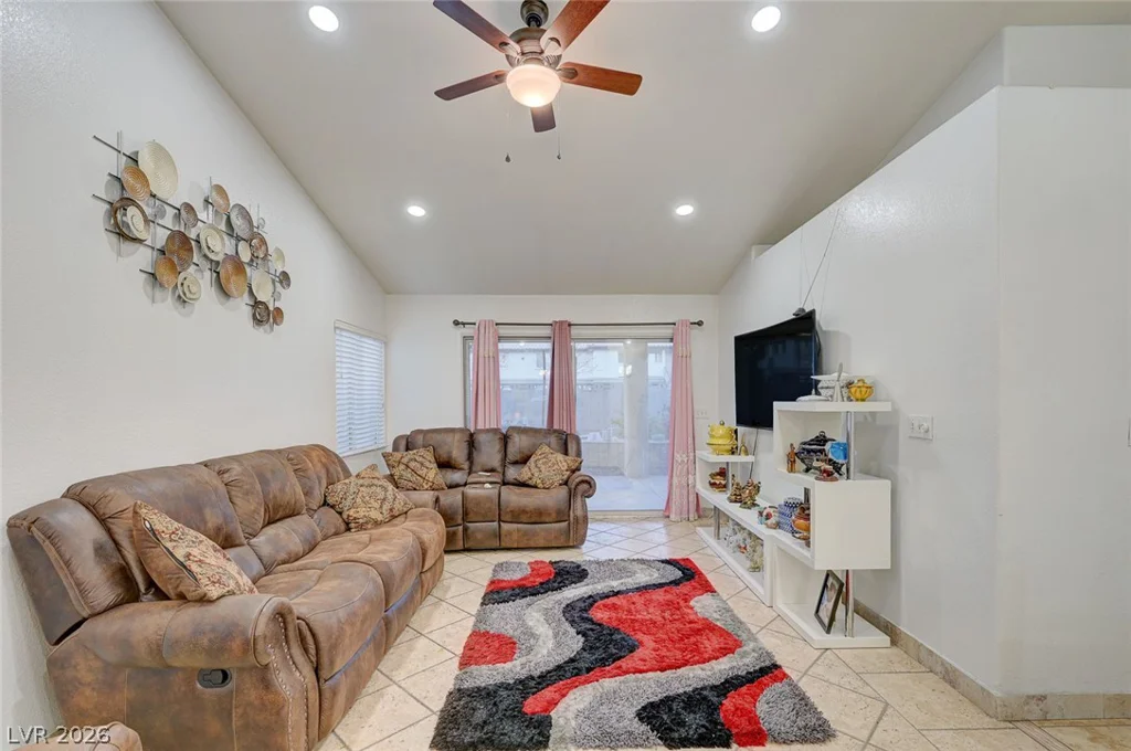 2900 Windstorm, Las Vegas, NV 89106