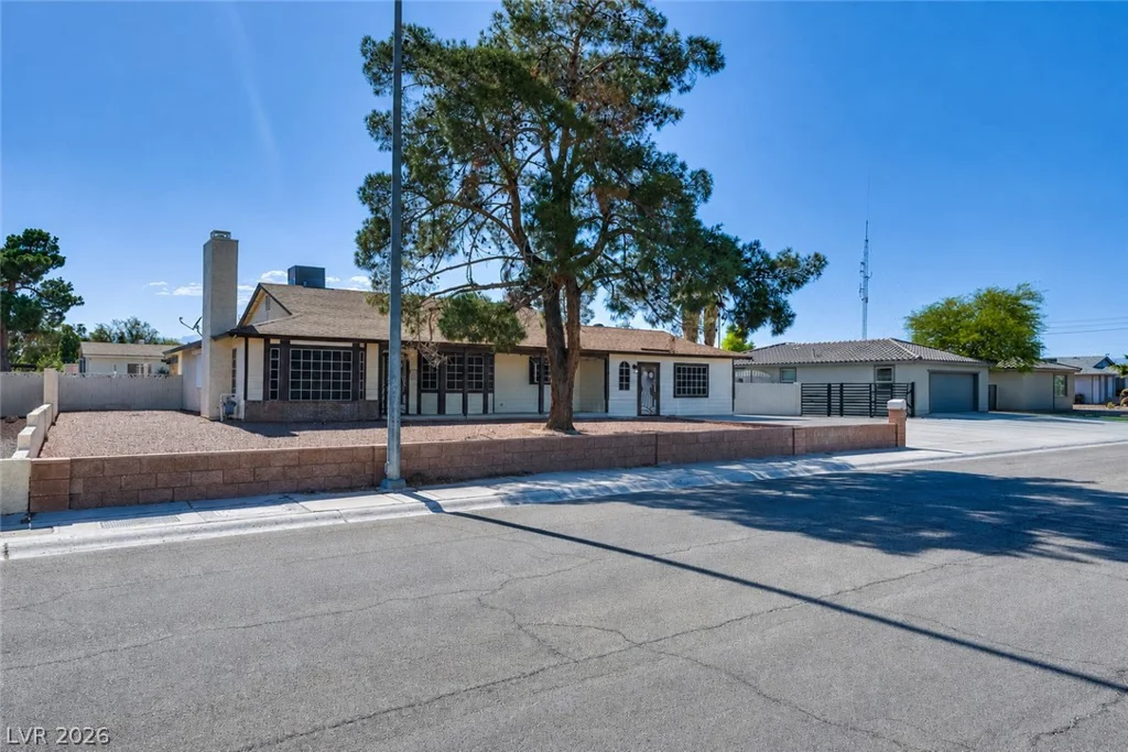 4723 Brushfire, North Las Vegas, NV 89031