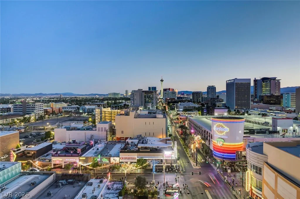 150 Las Vegas, Las Vegas, NV 89101