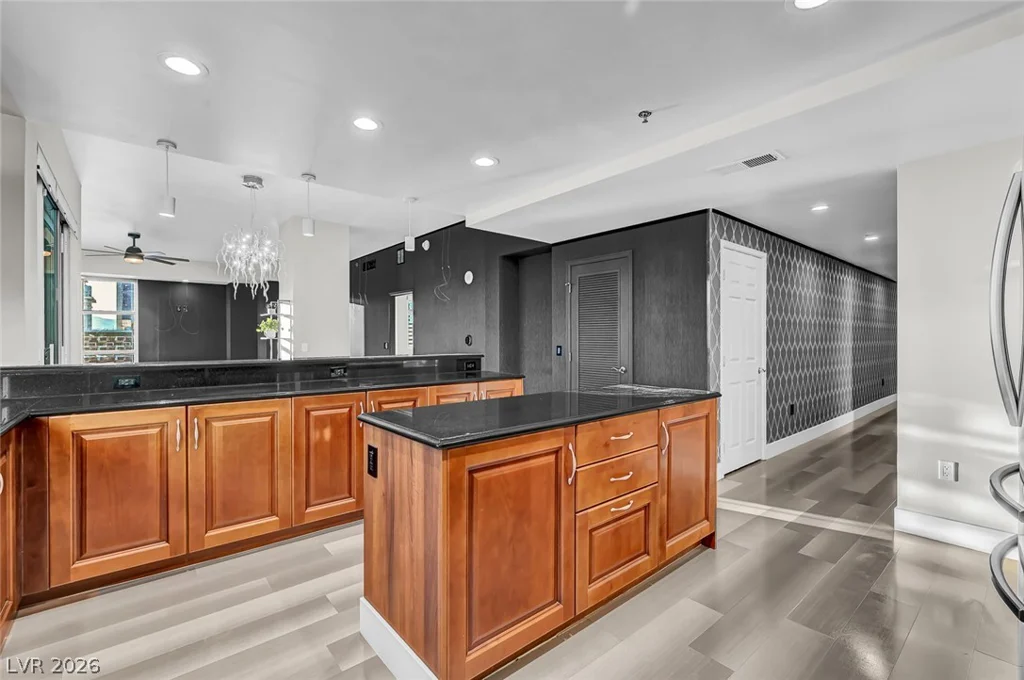 150 Las Vegas, Las Vegas, NV 89101