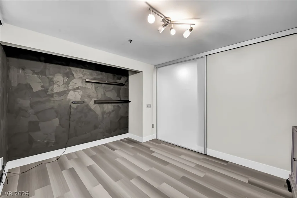 150 Las Vegas, Las Vegas, NV 89101