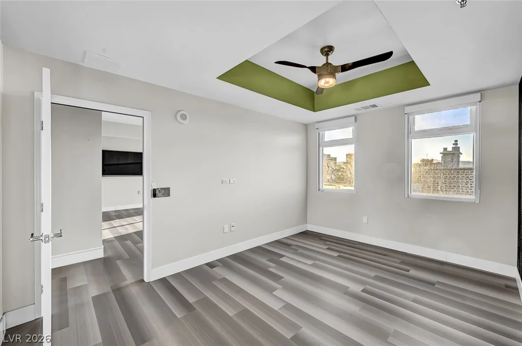 150 Las Vegas, Las Vegas, NV 89101