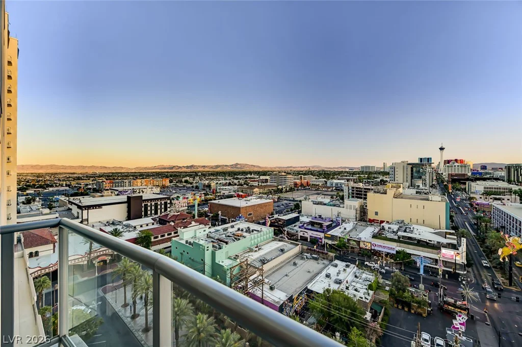 150 Las Vegas, Las Vegas, NV 89101
