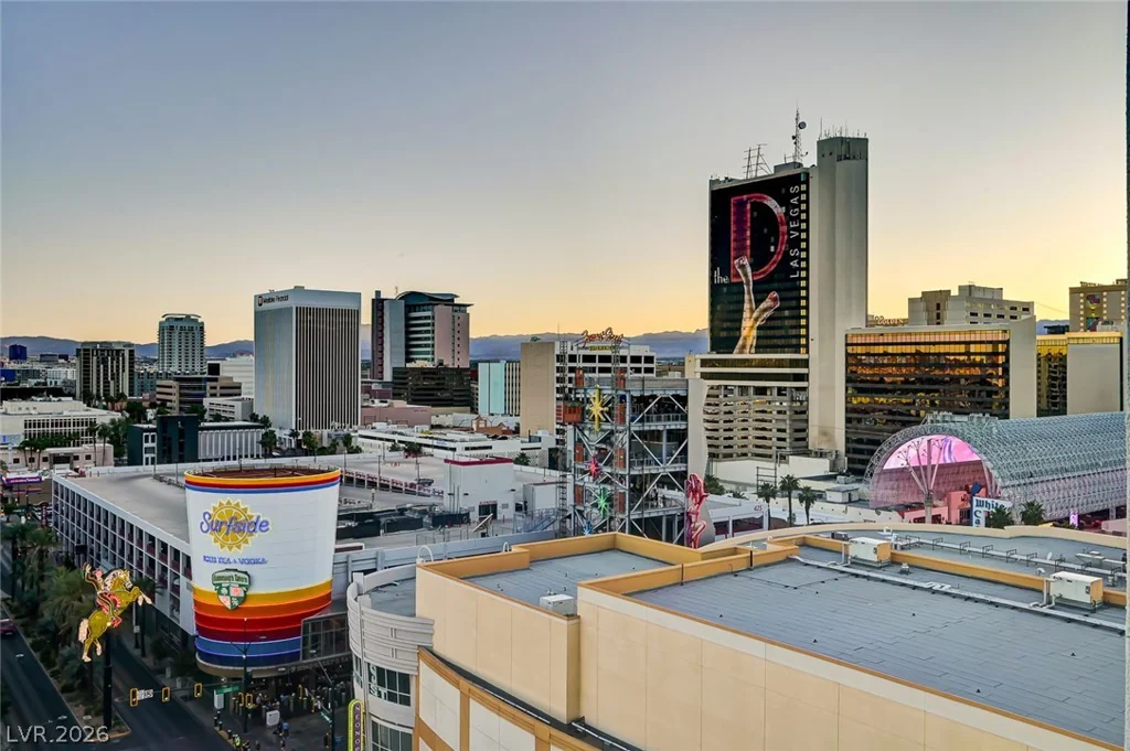 150 Las Vegas, Las Vegas, NV 89101