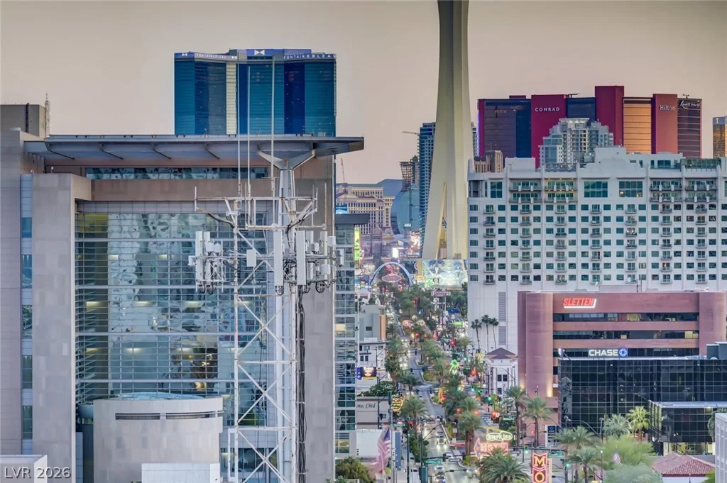 150 Las Vegas, Las Vegas, NV 89101