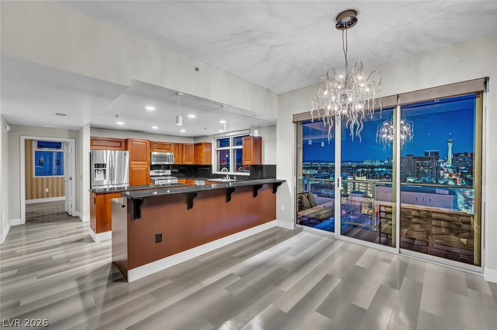 150 Las Vegas, Las Vegas, NV 89101