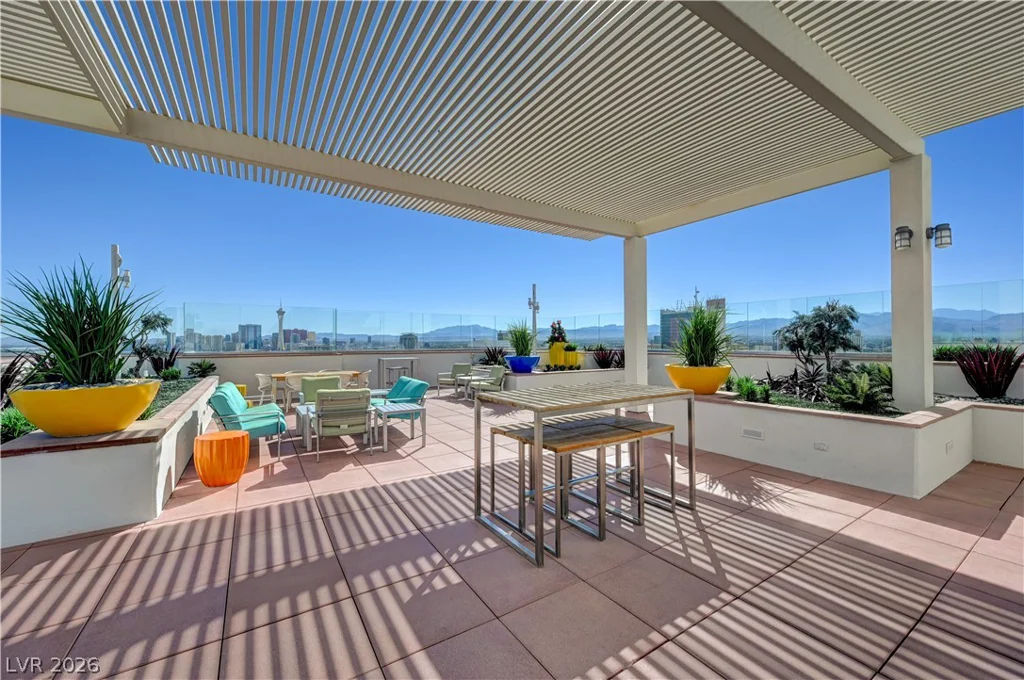 150 Las Vegas, Las Vegas, NV 89101