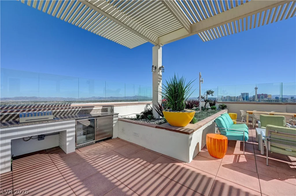 150 Las Vegas, Las Vegas, NV 89101