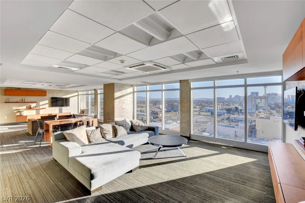 150 Las Vegas, Las Vegas, NV 89101
