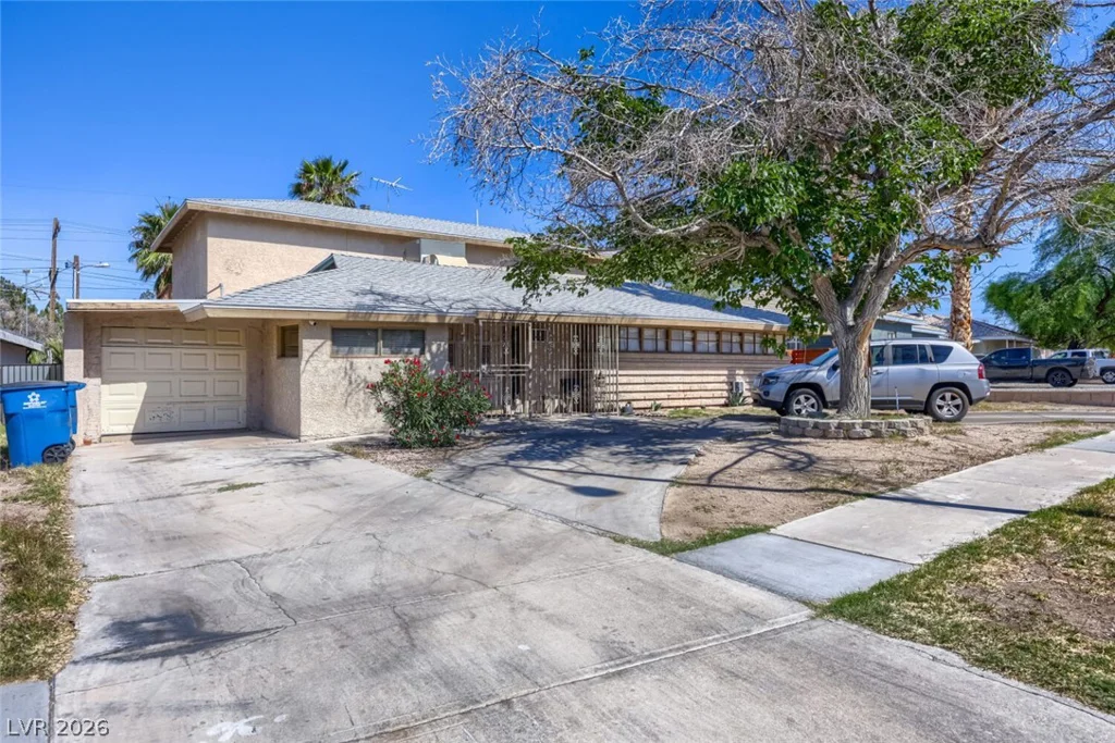 1221 17th, Las Vegas, NV 89104