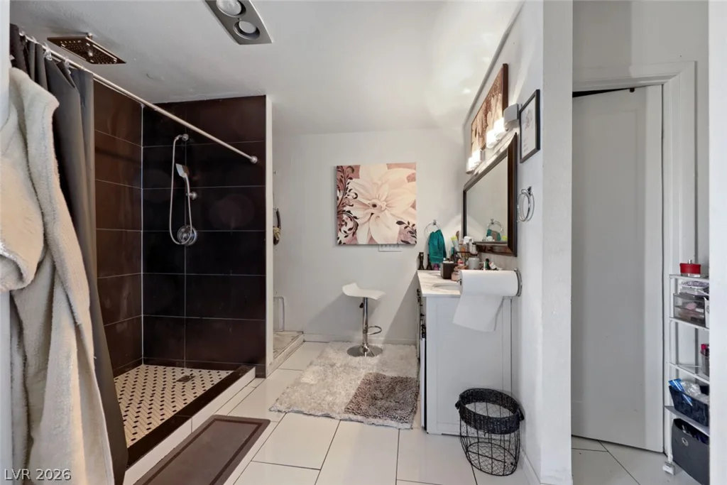 1221 17th, Las Vegas, NV 89104