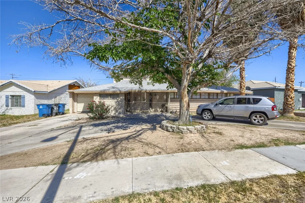 1221 17th, Las Vegas, NV 89104