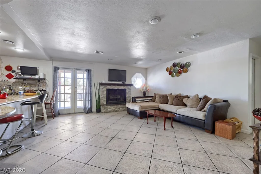 1221 17th, Las Vegas, NV 89104