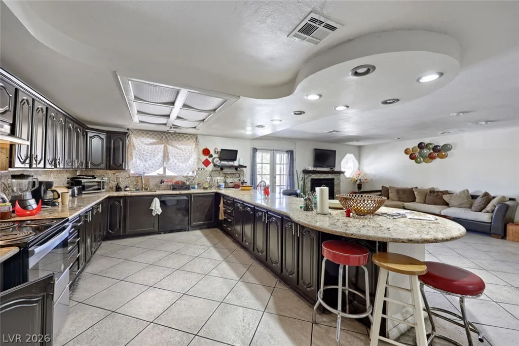 1221 17th, Las Vegas, NV 89104