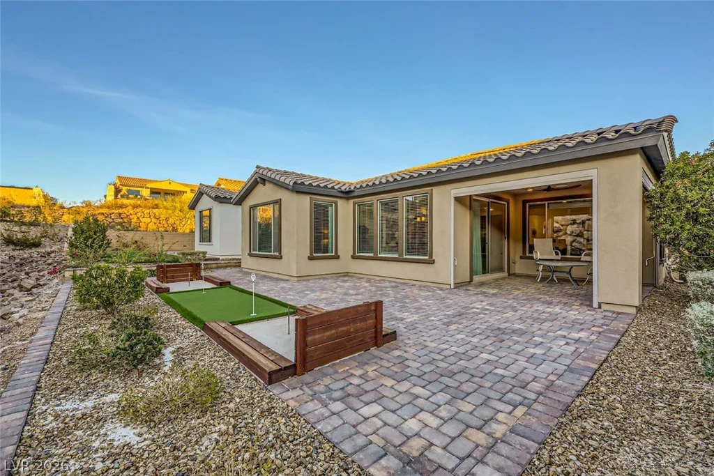 53 Stone Yucca, Henderson, NV 89011