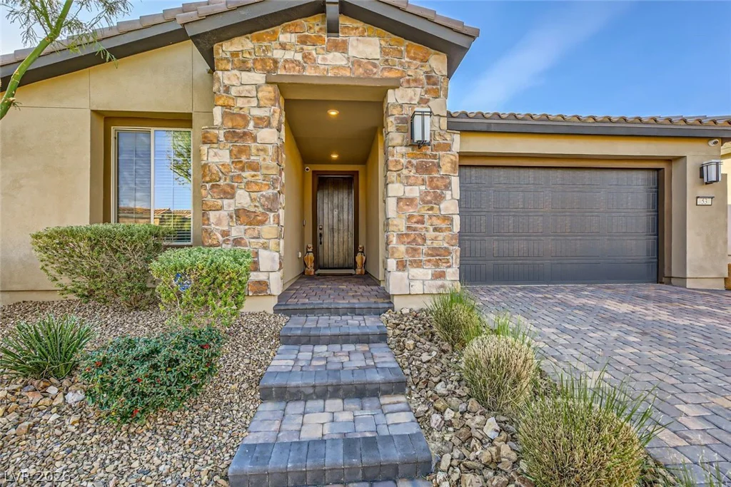 53 Stone Yucca, Henderson, NV 89011