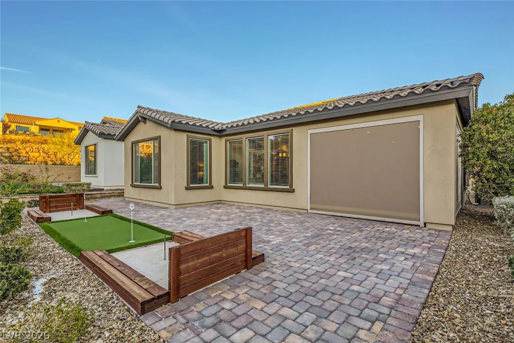 53 Stone Yucca, Henderson, NV 89011