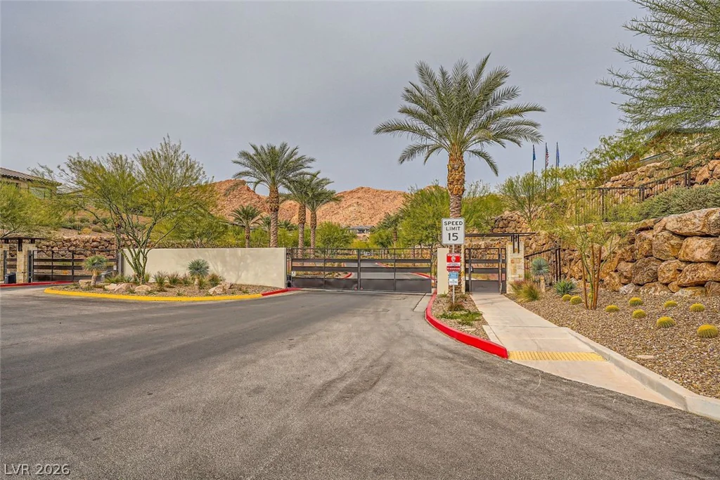 53 Stone Yucca, Henderson, NV 89011