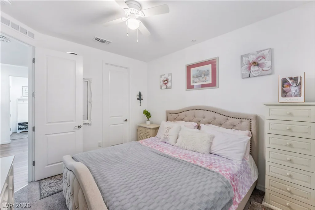 9985 Blackbark, Las Vegas, NV 89166