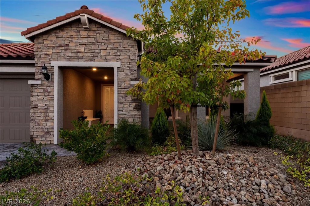 9985 Blackbark, Las Vegas, NV 89166