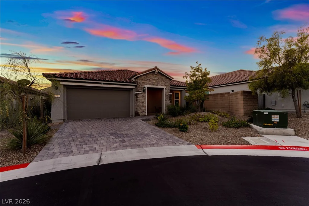 9985 Blackbark, Las Vegas, NV 89166