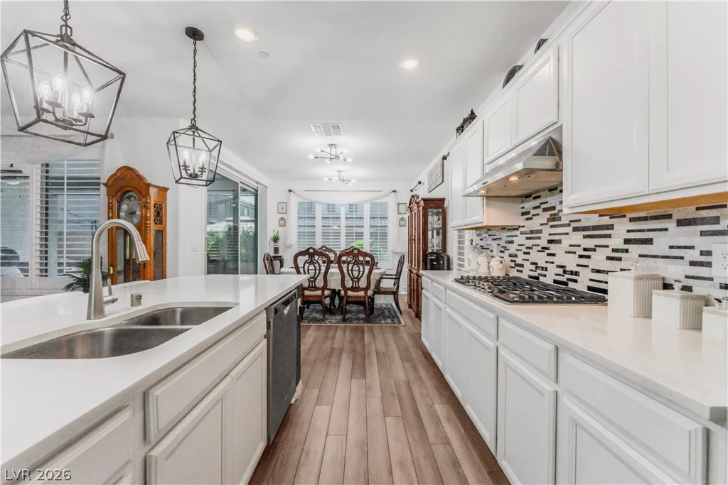 9985 Blackbark, Las Vegas, NV 89166