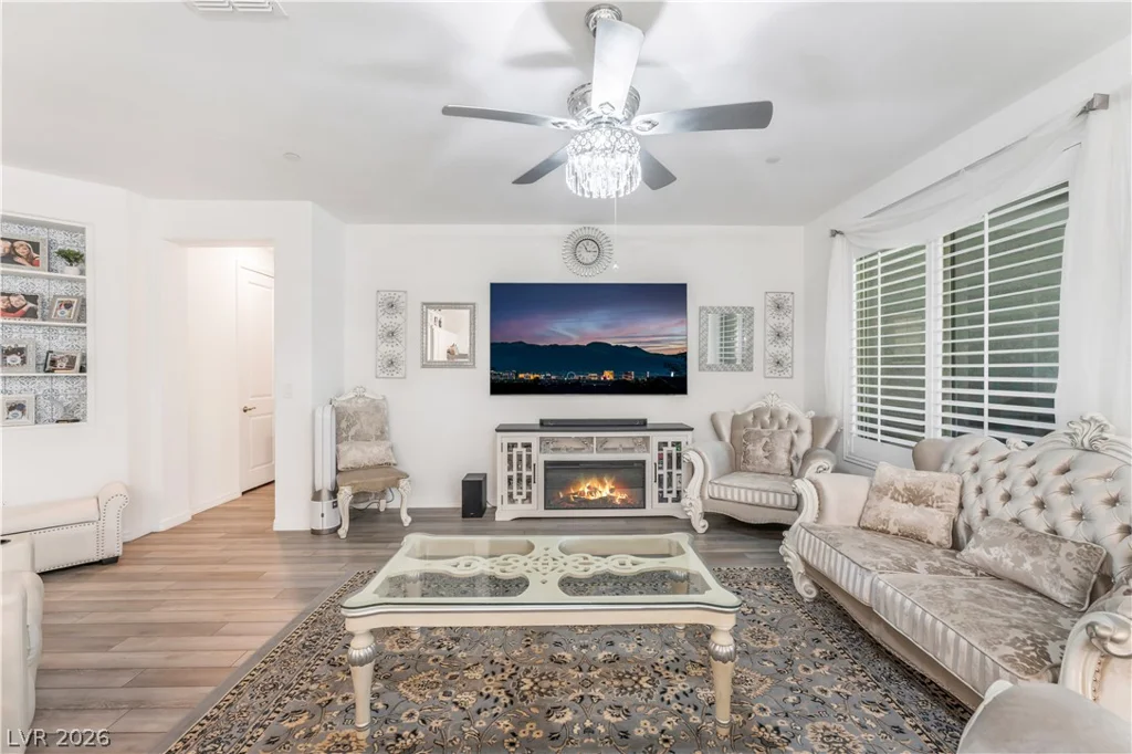 9985 Blackbark, Las Vegas, NV 89166