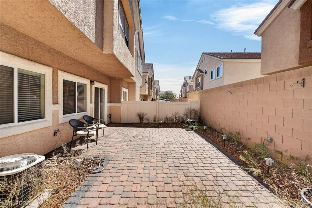 8737 Tom Noon, Las Vegas, NV 89178