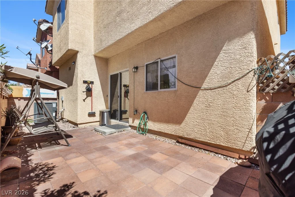 6823 Gold Nugget, Las Vegas, NV 89122