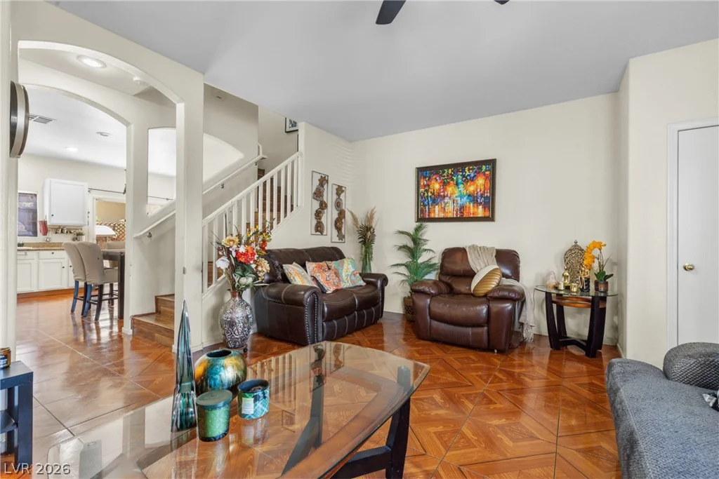 6823 Gold Nugget, Las Vegas, NV 89122
