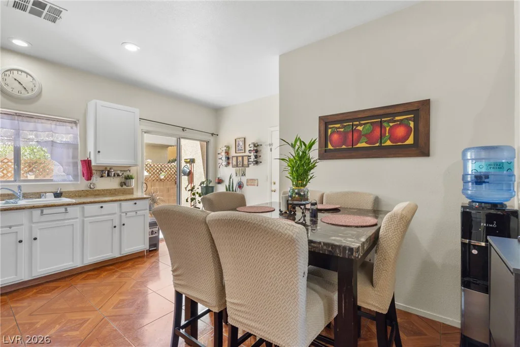 6823 Gold Nugget, Las Vegas, NV 89122