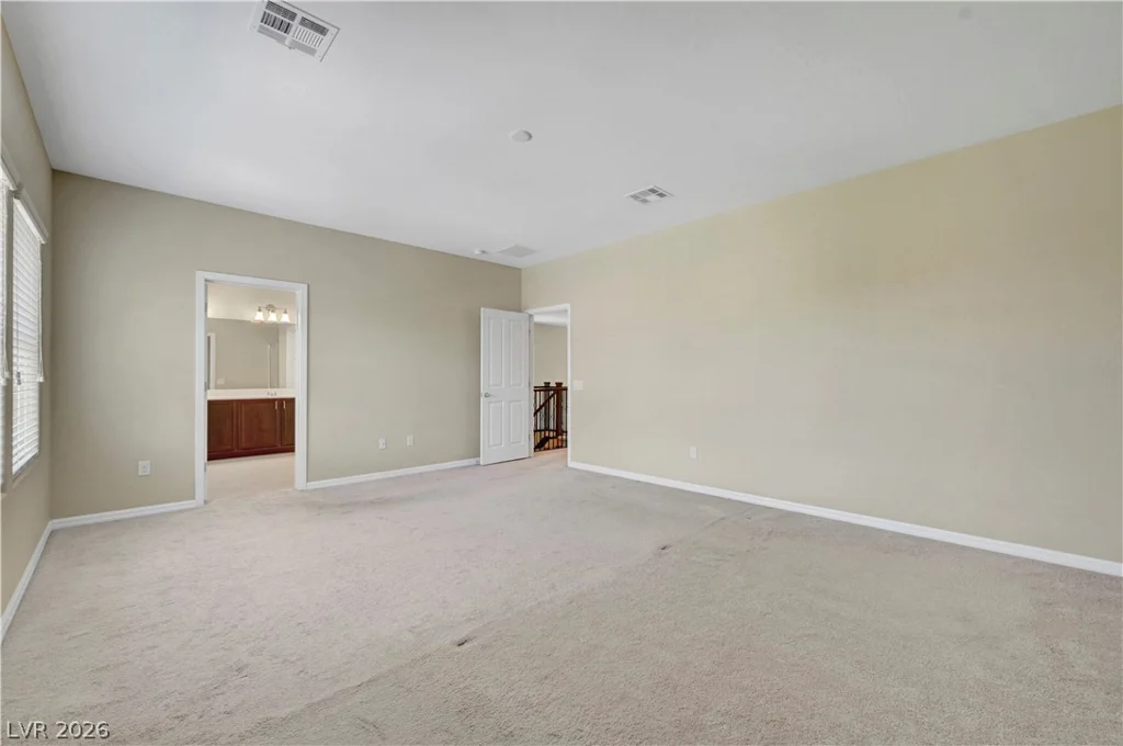 5673 Oak Bend, Las Vegas, NV 89135