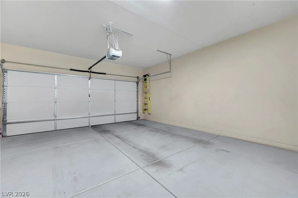 5673 Oak Bend, Las Vegas, NV 89135