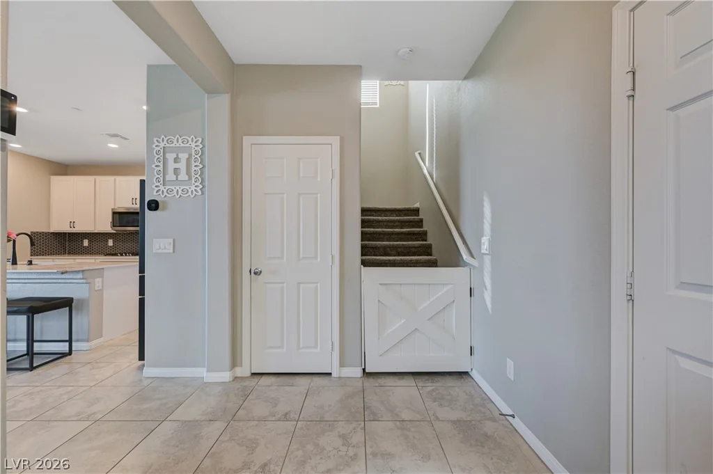 2422 Bellinzona, Henderson, NV 89044