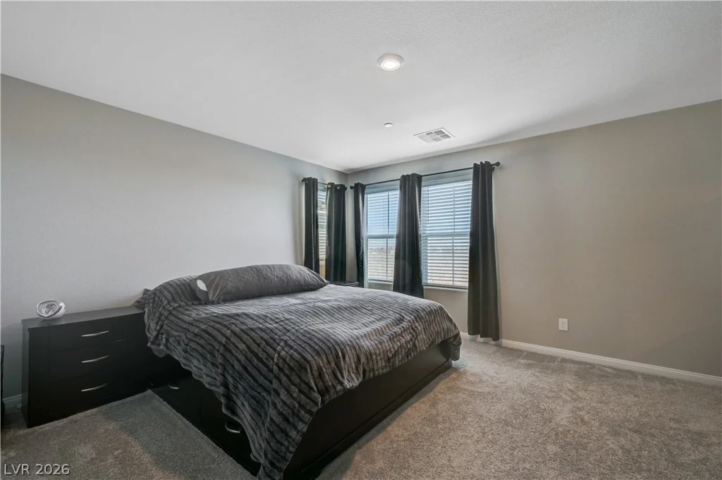 2422 Bellinzona, Henderson, NV 89044