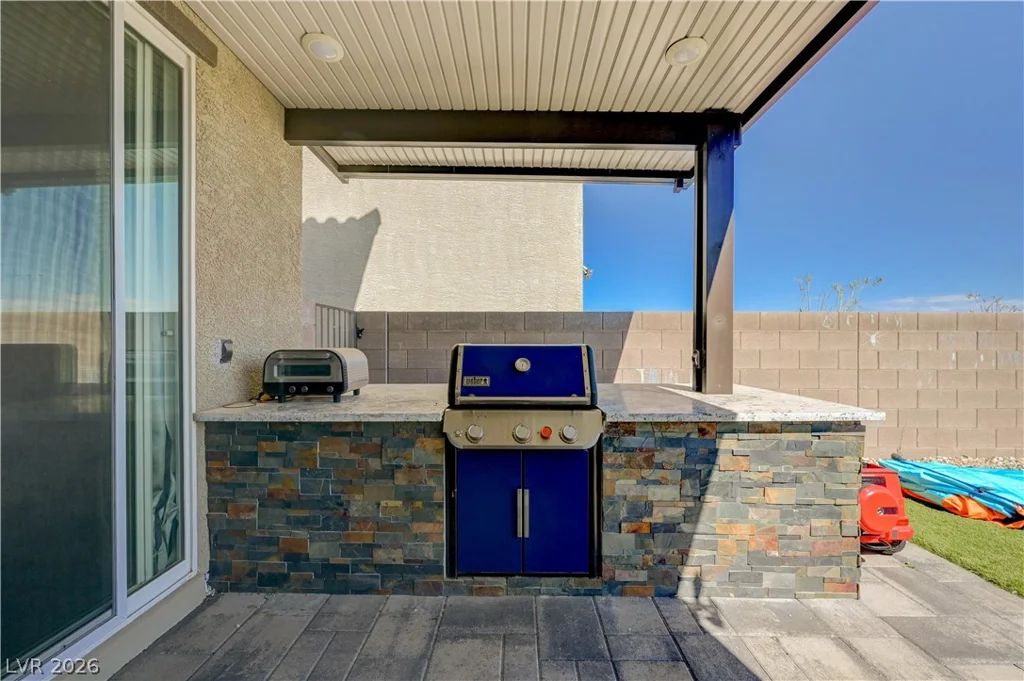 2422 Bellinzona, Henderson, NV 89044