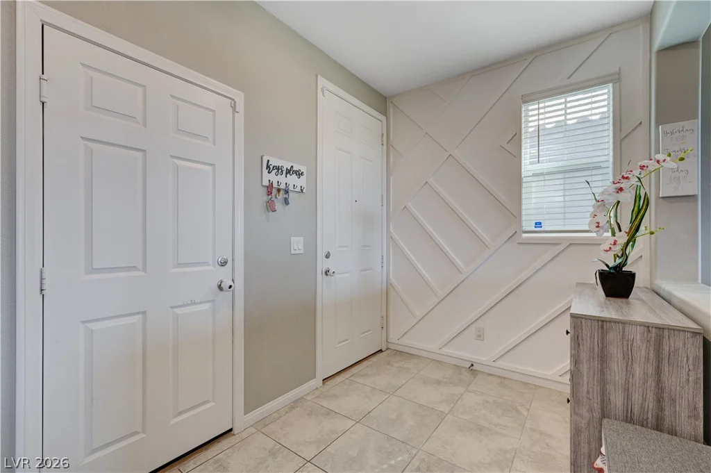 2422 Bellinzona, Henderson, NV 89044