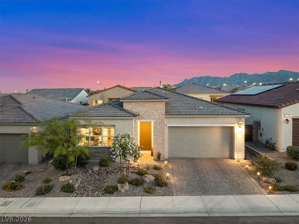 9987 Yetti Stroll, Las Vegas, NV 89166