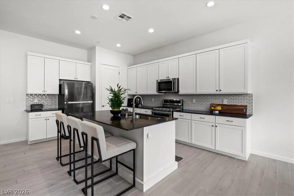 9987 Yetti Stroll, Las Vegas, NV 89166